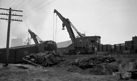 Great Northern Crane X1737 at Quincy, Washington, undated