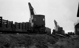 Great Northern Crane at Quincy, Washington, undated