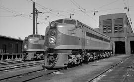 Great Northern Electric Locomotives 5018 and 5019 at Appleyard, Washington, undated