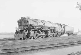 Northern Pacific steam locomotive 5136 at Laurel, Montana, in 1953.