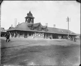 Northern Pacific station at Yakima, Washington, on circa 1905.