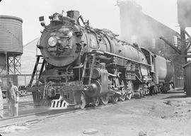 Northern Pacific steam locomotive 2662 at Missoula, Montana, in 1943.