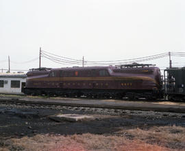 Pennsylvania Railroad electric locomotive 4877 at Hoboken, New Jersey in April 1988.