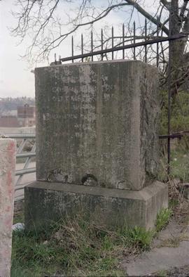 Northern Pacific monument at Tacoma, Washington, in 1986.