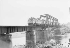 Northern Pacific diesel locomotive 5407 at Arlington, Washington, in 1955.