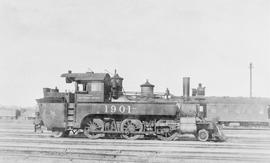 Southern Pacific Railroad steam locomotive number 1901 at Portland, Oregon, circa 1910.
