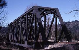 Burlington Northern Yakima River bridge east of Easton, Washington, in 1987.