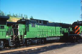 Burlington Northern diesel locomotive 5498 at Northtown, Minnesota in 1985.