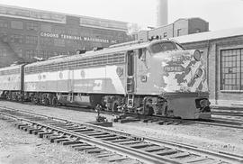 Burlington Northern diesel locomotive 9942 at Chicago, Illinois in 1972.