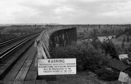 Union Pacific Railroad bridge at Spokane, Washington, undated.