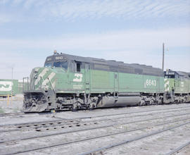 Burlington Northern diesel locomotive 6643 at Yakima, Washington in 1980.