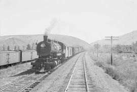 Northern Pacific steam locomotive 1508 at Thrall, Washington, in 1941.