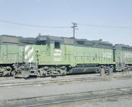 Burlington Northern diesel locomotive 2522 at Pasco, Washington in 1980.