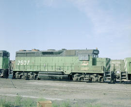 Burlington Northern diesel locomotive 2507 at Pasco, Washington in 1980.