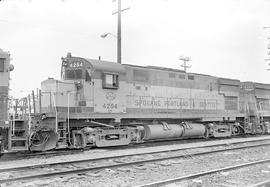 Burlington Northern diesel locomotive 4254 at Vancouver, Washington in 1970.