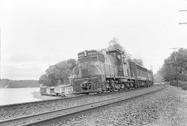 Burlington Northern diesel locomotive 4010 at Titlow, Washington in 1971.