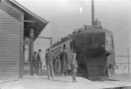 Bellingham Bay & British Columbia Motor Car Number 2 at Everson, Washington, circa 1910.