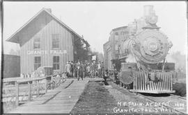 Northern Pacific steam locomotive 366 at Granite Falls, Washington, in 1909.