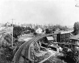 Cascade Coal Company bunker at Renton, Washington, circa 1910.