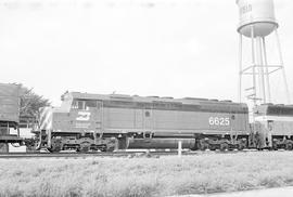 Burlington Northern diesel locomotive 6625 at Congress Park, Illinois in 1972.