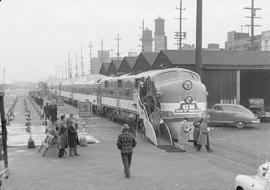 General Motors demonstrator train at Seattle, Washington, in 1947.