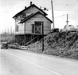 Pacific Coast Railroad station at Maple Valley, Washington, in 1948.